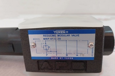 日本油研疊加式減壓閥MRP-01-C-30,MRP-03-H-30型號，參數說明書